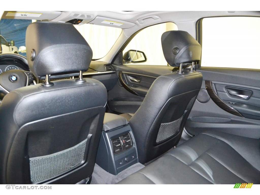 2013 3 Series 328i xDrive Sedan - Alpine White / Black photo #15