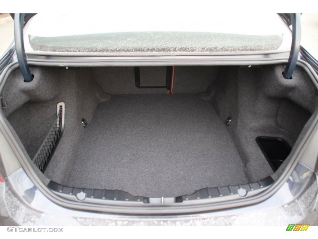 2014 BMW 5 Series 528i xDrive Sedan Trunk Photo #91106174