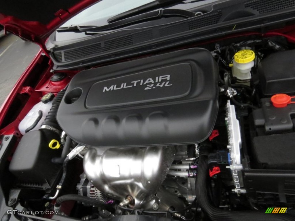 2014 Dodge Dart GT Engine Photos
