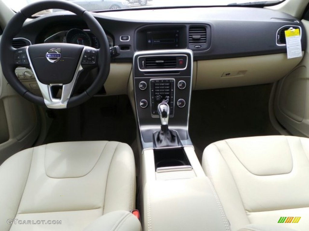 2015 Volvo S60 T5 Drive-E Soft Beige Dashboard Photo #91111829