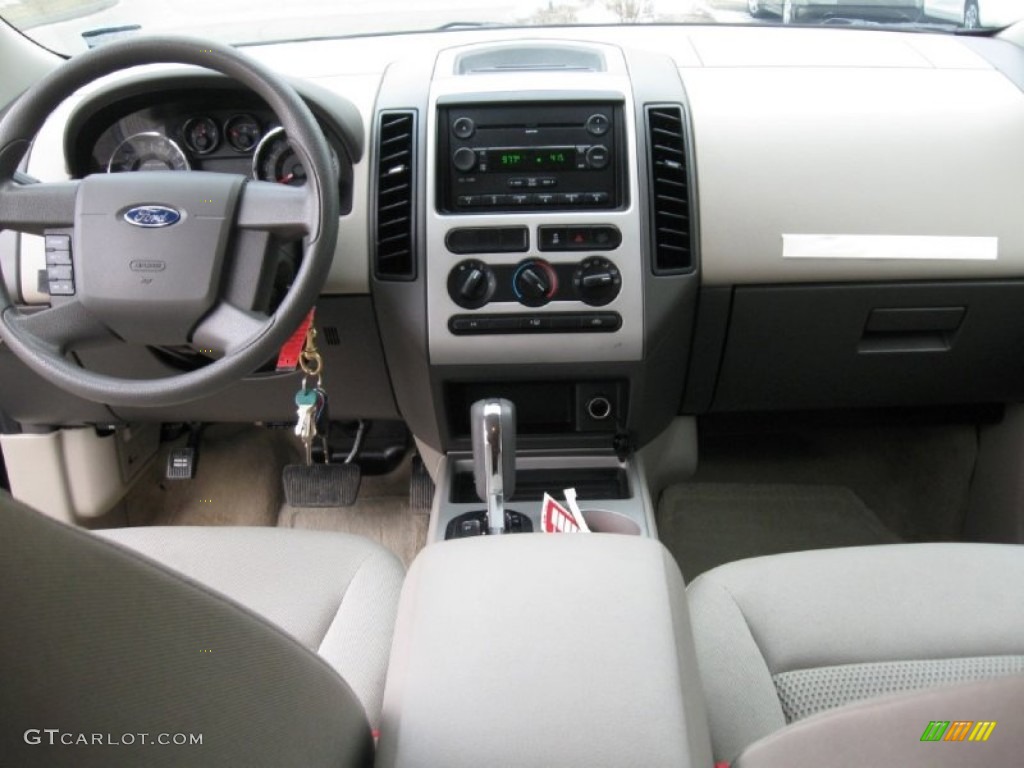 2007 Edge SE AWD - Black / Medium Light Stone photo #12