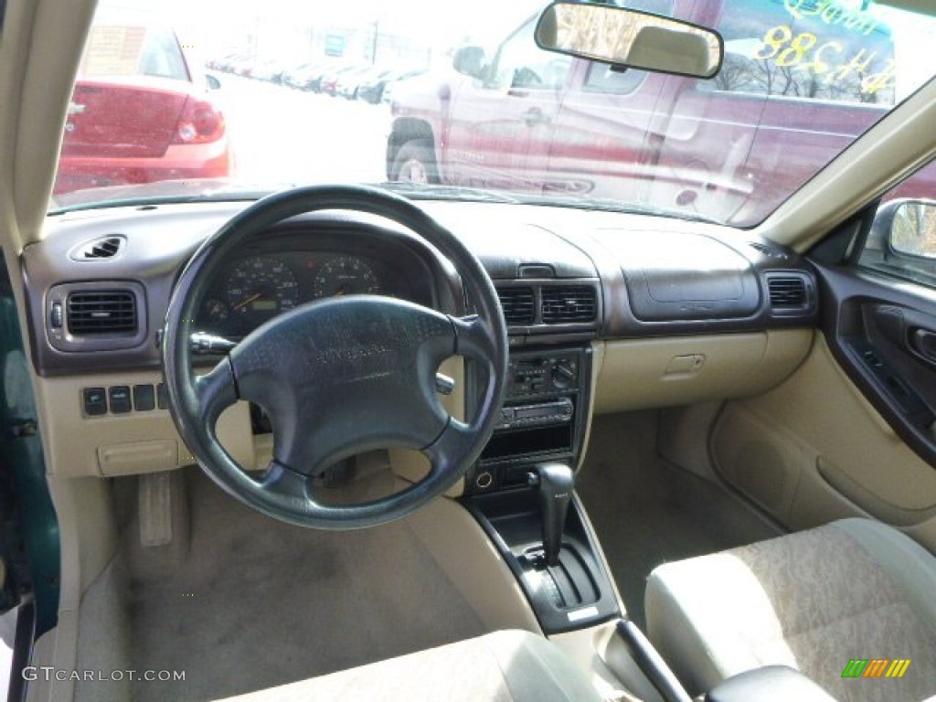 Beige Interior 1999 Subaru Forester L Photo #91114934