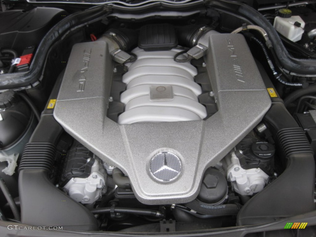 2011 Mercedes-Benz C 63 AMG Engine Photos