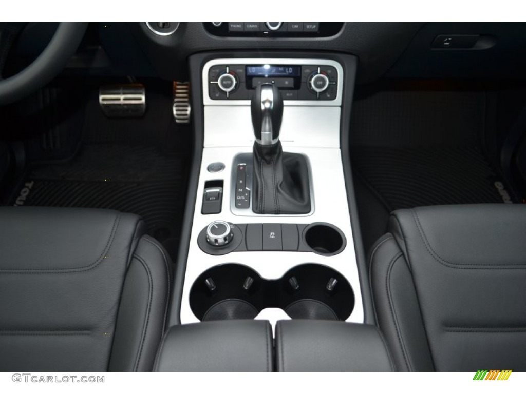2014 Volkswagen Touareg TDI R-Line 4Motion Transmission Photos