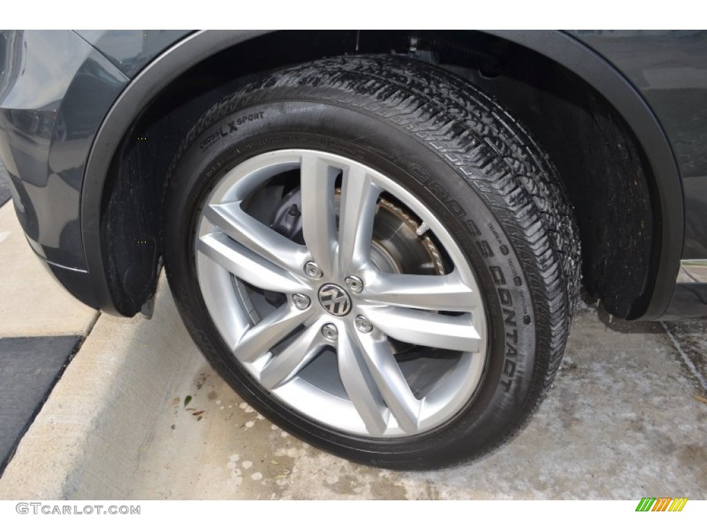 2013 Volkswagen Touareg VR6 FSI Executive 4XMotion Wheel Photos