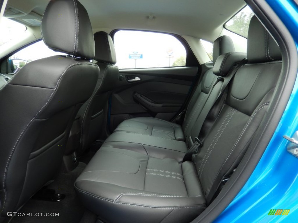 Charcoal Black Interior 2014 Ford Focus Titanium Sedan Photo #91130267