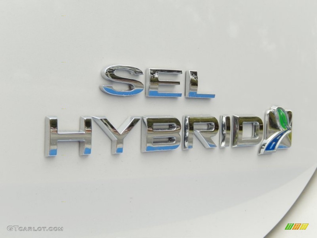2014 Ford C-Max Hybrid SEL Marks and Logos Photo #91131275