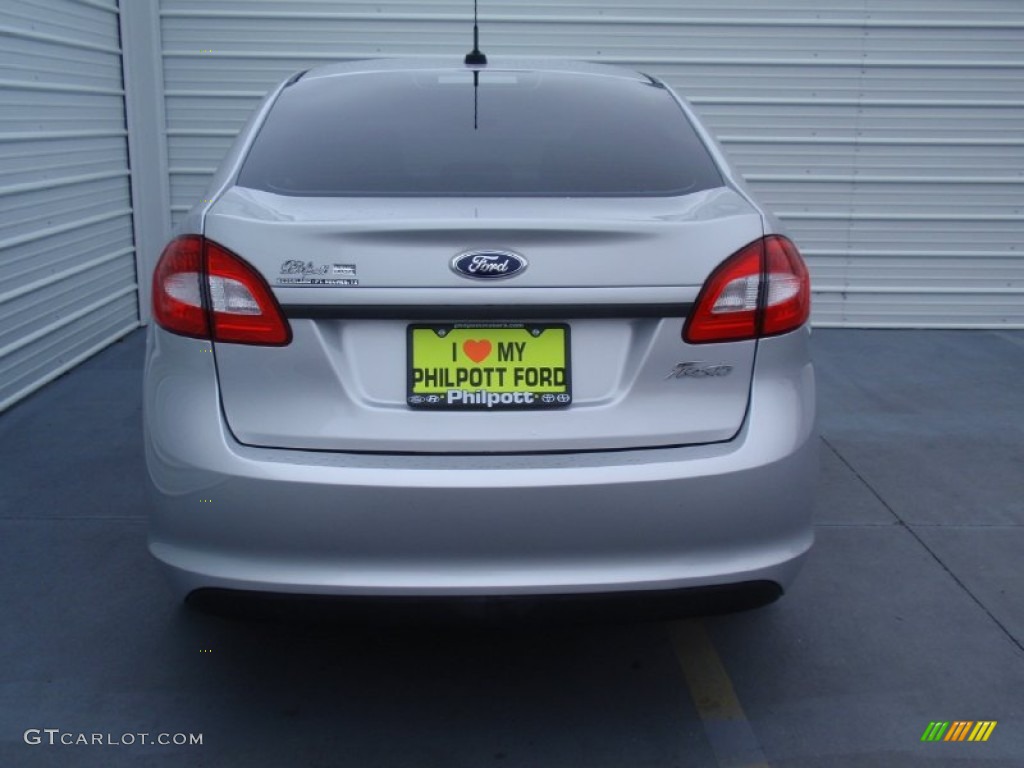 2013 Fiesta S Sedan - Ingot Silver / Charcoal Black/Light Stone photo #5
