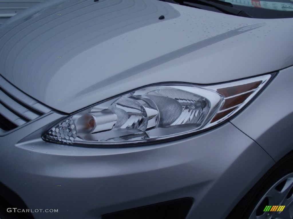 2013 Fiesta S Sedan - Ingot Silver / Charcoal Black/Light Stone photo #9