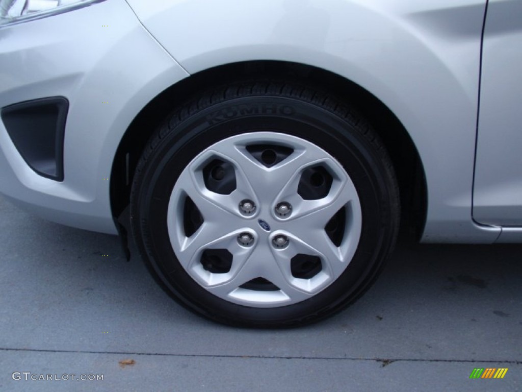 2013 Fiesta S Sedan - Ingot Silver / Charcoal Black/Light Stone photo #12