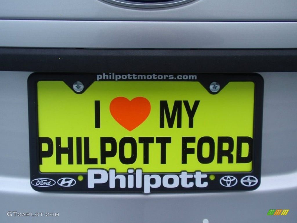 2013 Fiesta S Sedan - Ingot Silver / Charcoal Black/Light Stone photo #19