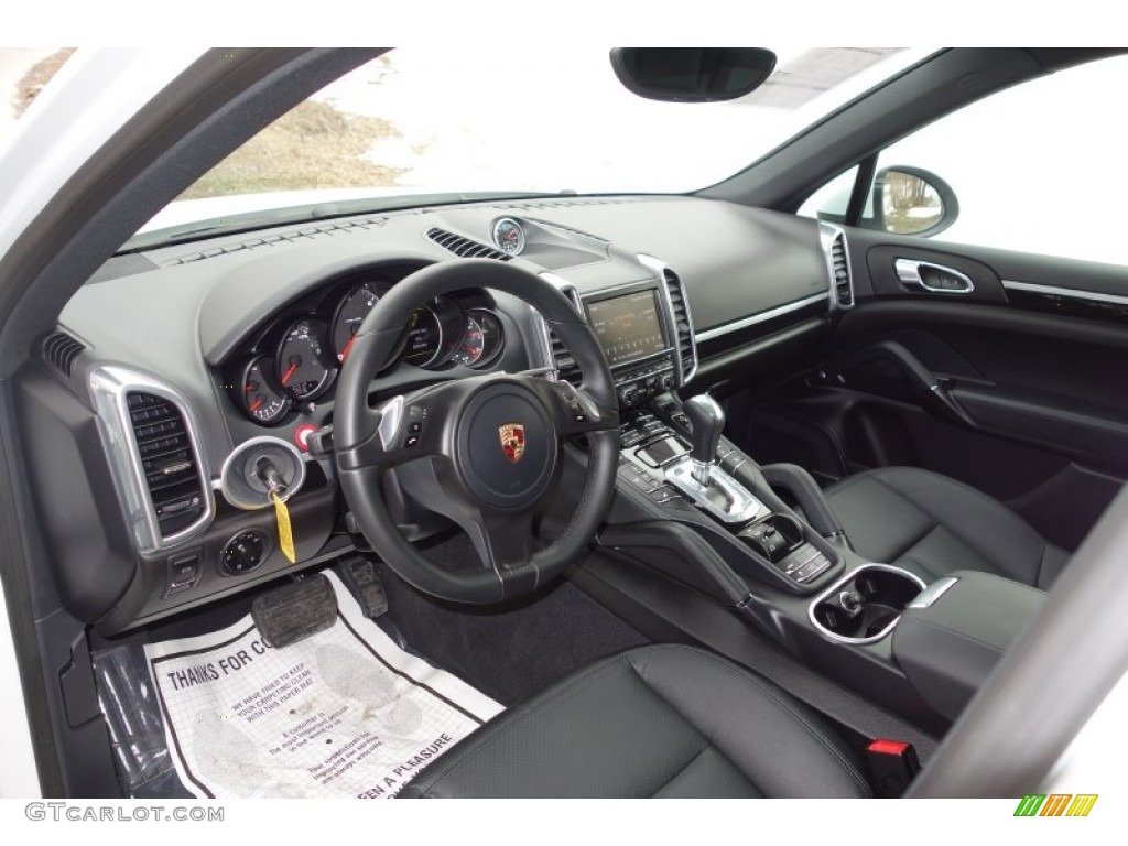 Black Interior 2013 Porsche Cayenne Diesel Photo #91133208