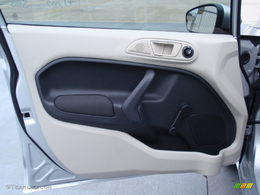 2013 Fiesta S Sedan - Ingot Silver / Charcoal Black/Light Stone photo #32
