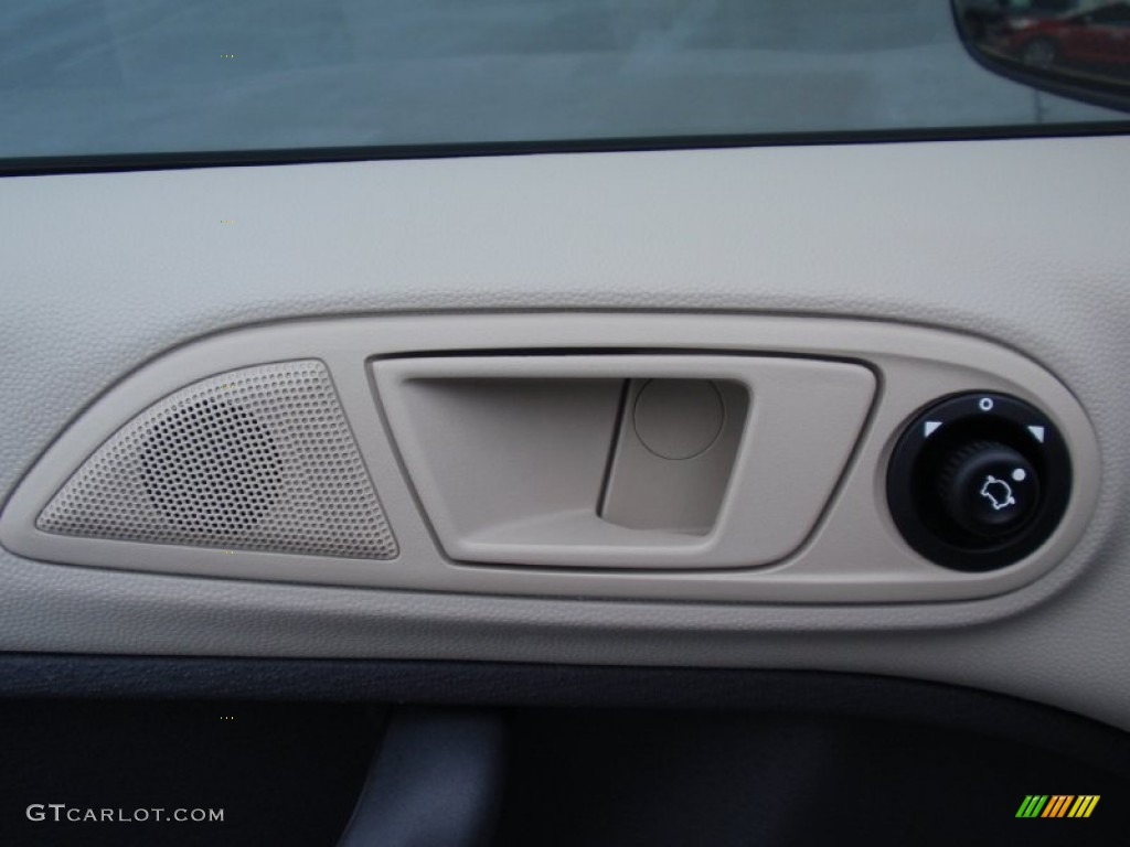 2013 Fiesta S Sedan - Ingot Silver / Charcoal Black/Light Stone photo #33