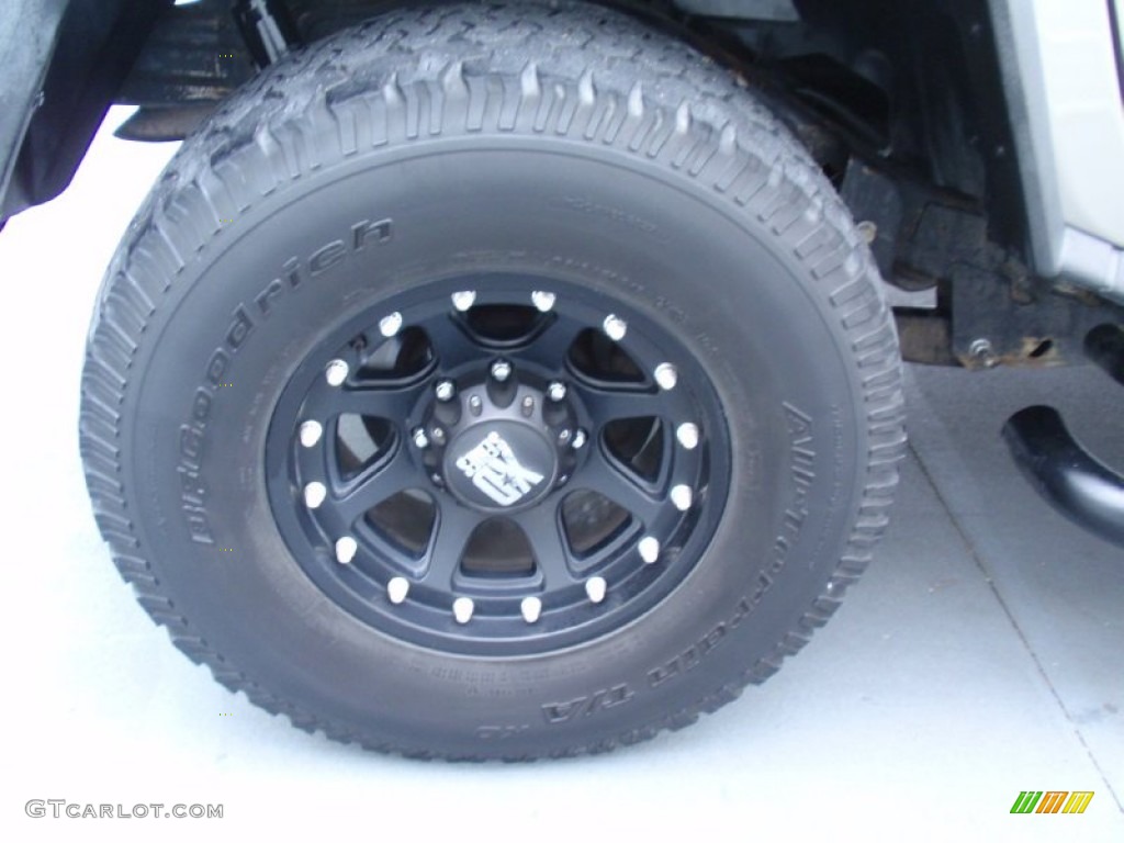 2004 H2 SUV - Pewter Metallic / Wheat photo #15