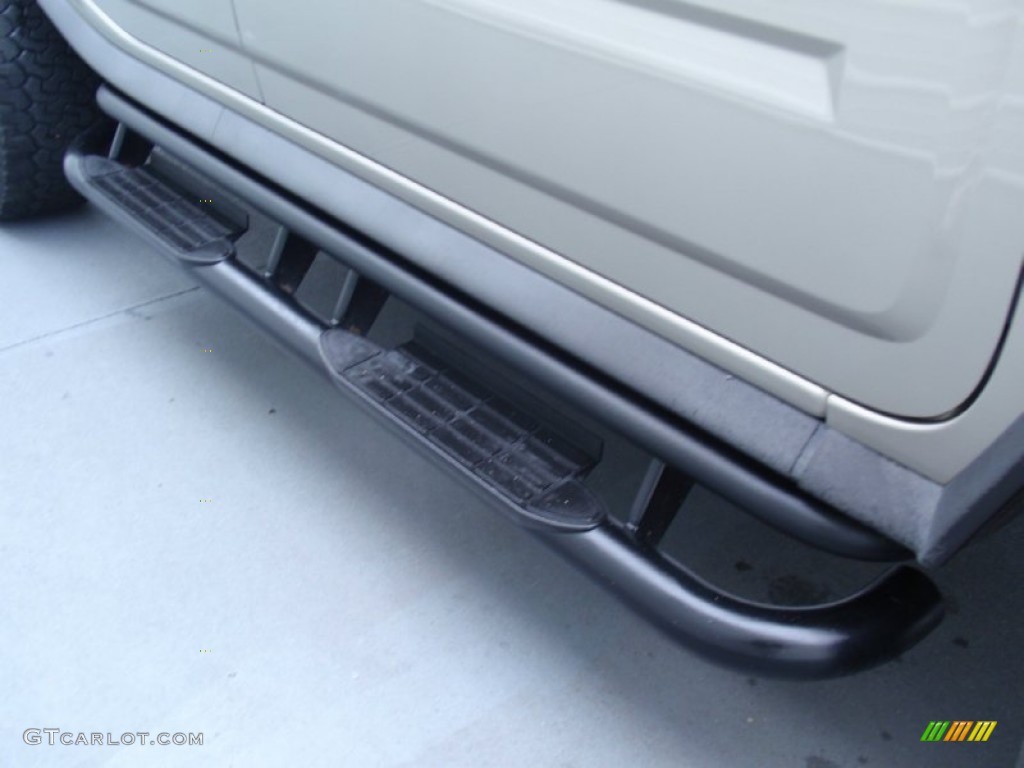 2004 H2 SUV - Pewter Metallic / Wheat photo #19