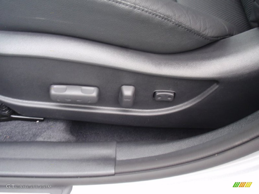 2014 Elantra Sport Sedan - Titanium Gray Metallic / Black photo #26
