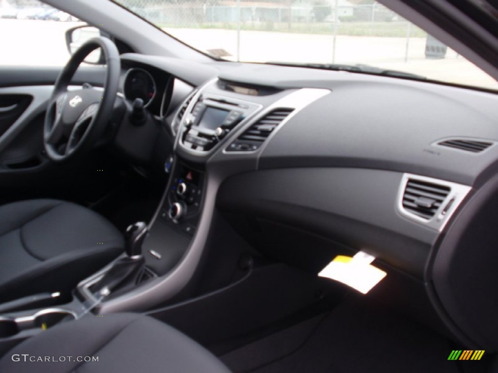 2014 Elantra Sport Sedan - Black Noir Pearl / Black photo #18