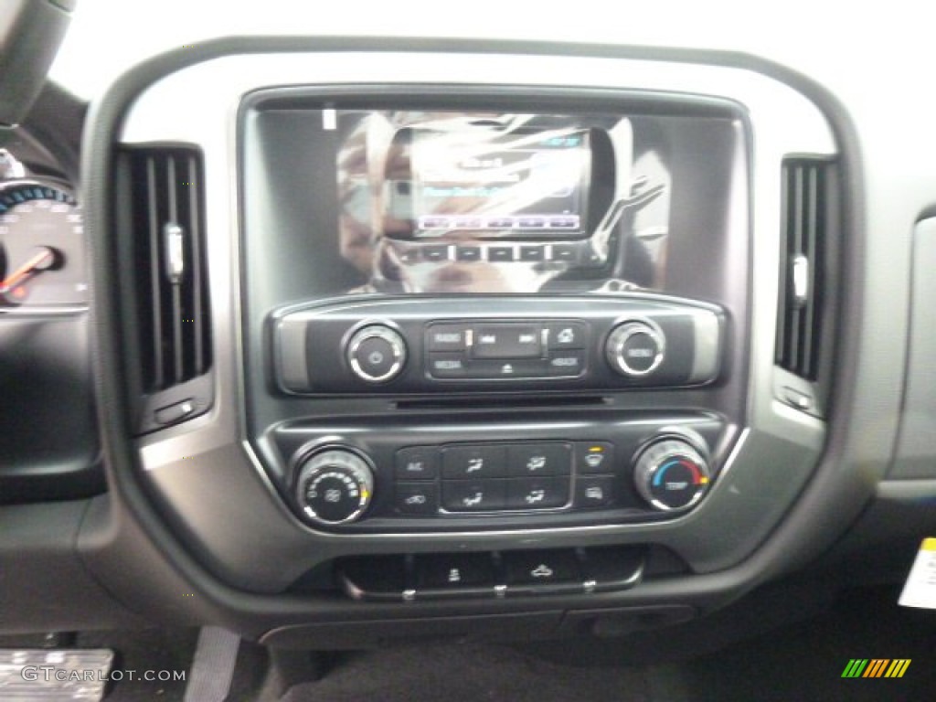 2015 Chevrolet Silverado 2500HD LT Crew Cab 4x4 Controls Photo #91143375