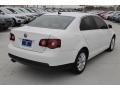 Candy White - Jetta SE Sedan Photo No. 9