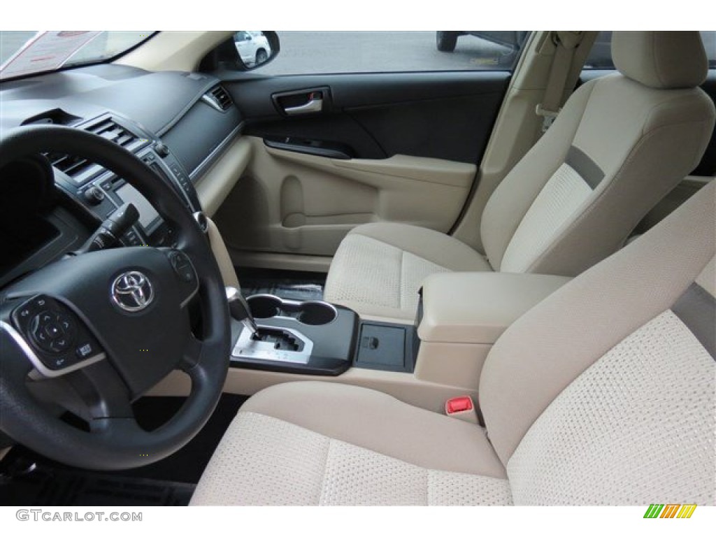 2013 Camry LE - Cypress Green Metallic / Ivory photo #11