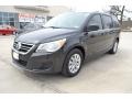 Mariner Blue 2012 Volkswagen Routan SE