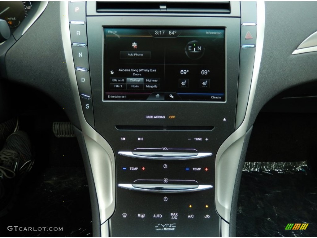 2014 Lincoln MKZ FWD Controls Photo #91161480