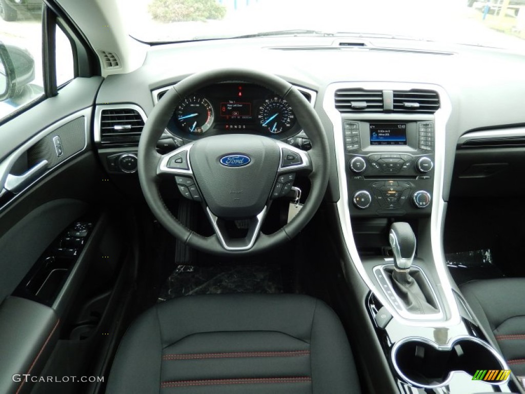 2014 Ford Fusion SE EcoBoost Dashboard Photos
