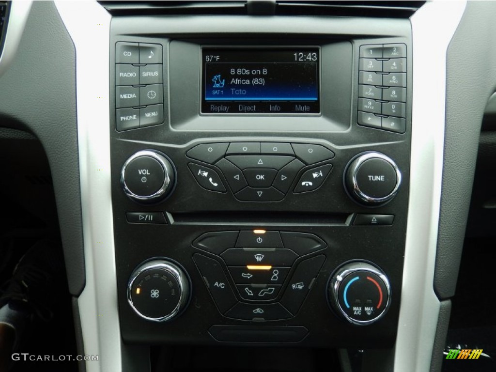 2014 Ford Fusion SE EcoBoost Controls Photos