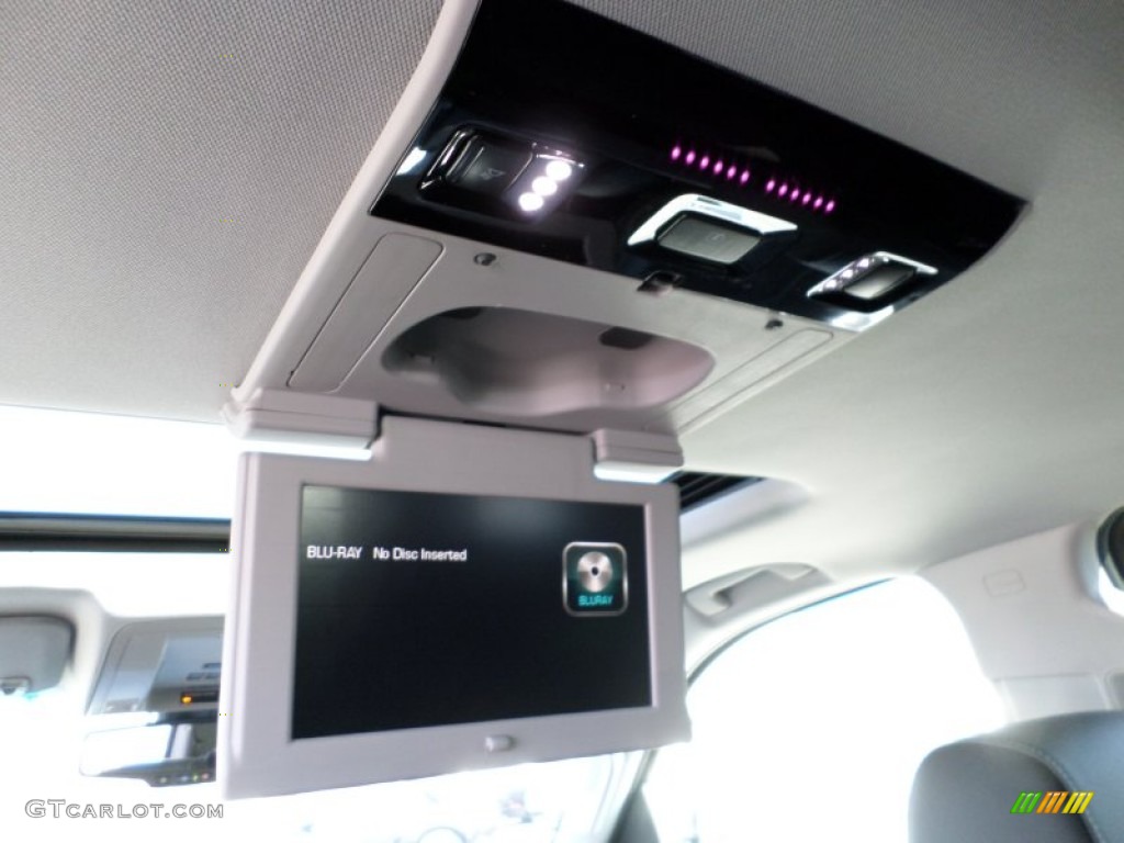 2015 Chevrolet Tahoe LTZ 4WD Entertainment System Photo #91174015