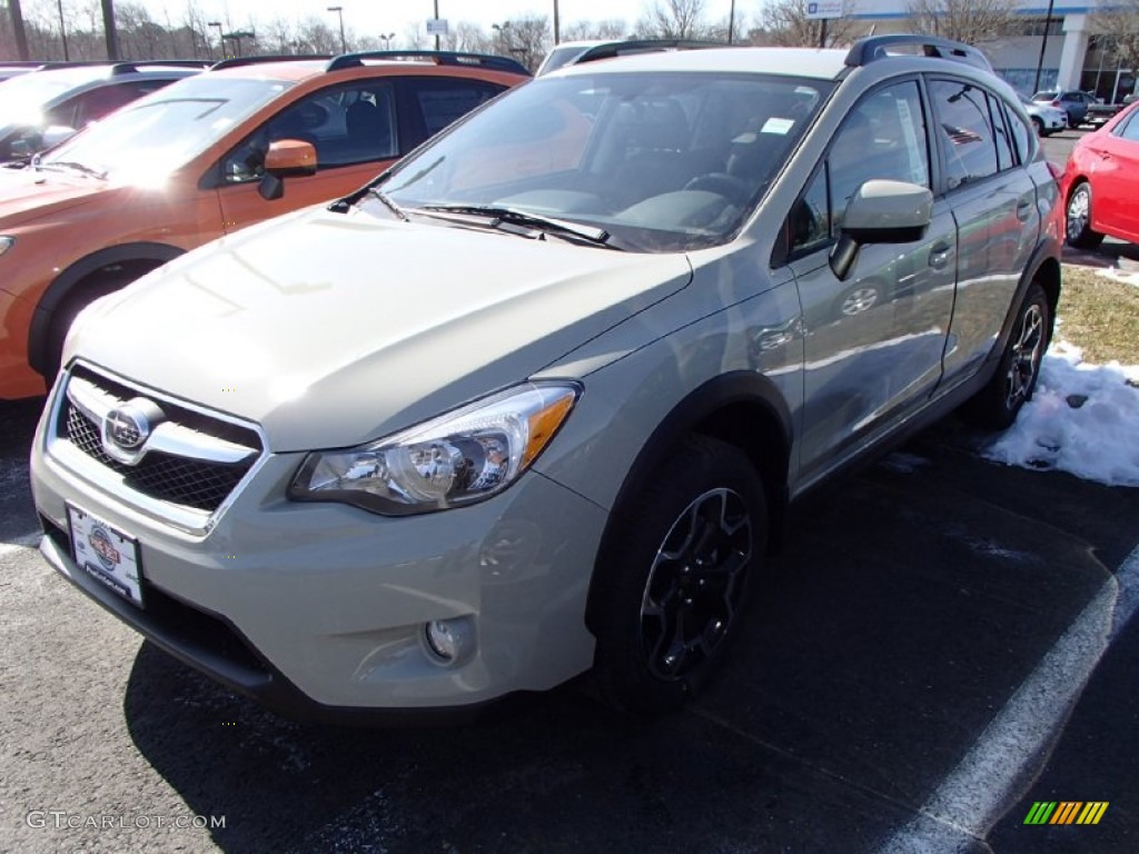 2014 XV Crosstrek 2.0i Limited - Desert Khaki / Black photo #1