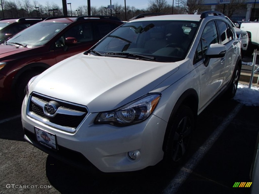 Satin White Pearl Subaru XV Crosstrek