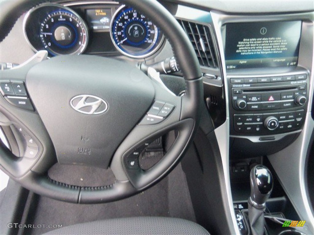 2014 Sonata SE 2.0T - Pearl White / Black photo #7