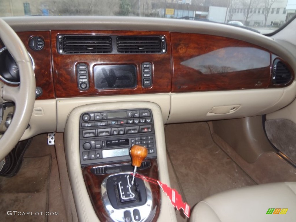 2005 Jaguar XK XKR Coupe Dashboard Photos