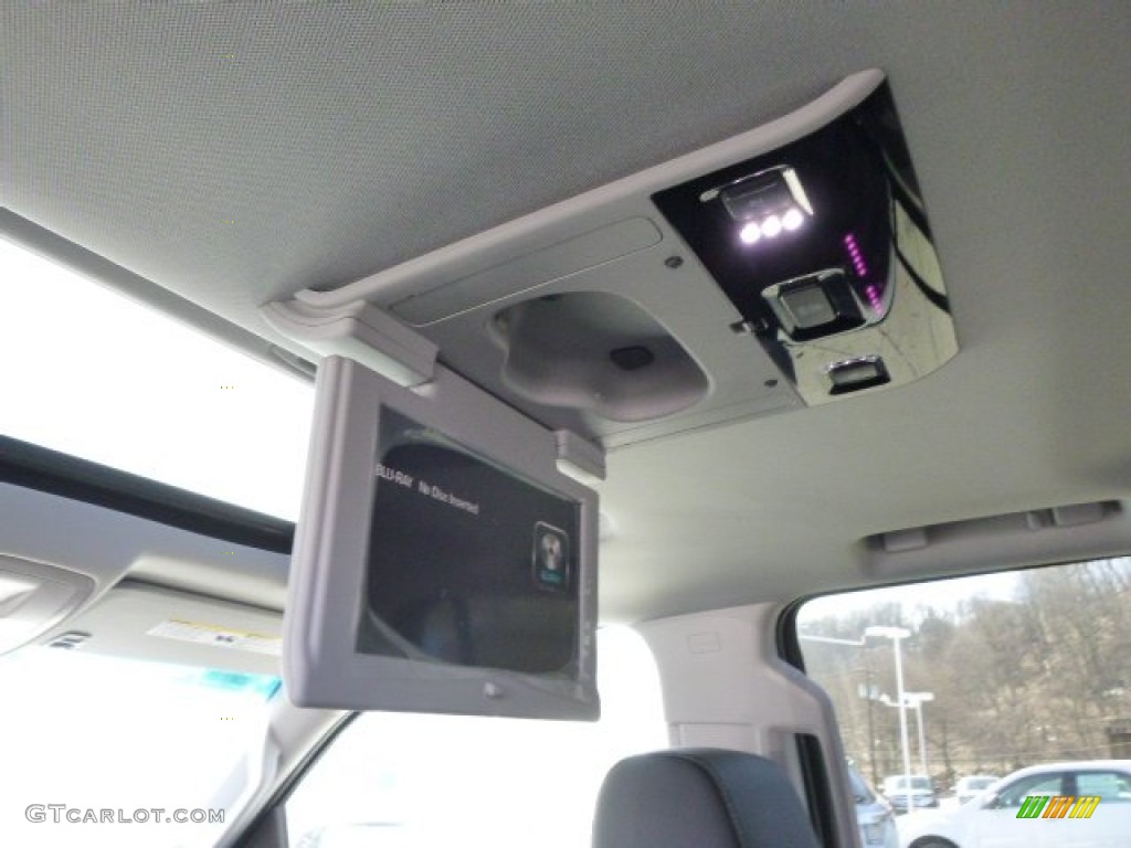 2015 Chevrolet Tahoe LT 4WD Entertainment System Photos