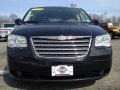 2009 Brilliant Black Crystal Pearl Chrysler Town & Country Touring  photo #4