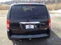 2009 Brilliant Black Crystal Pearl Chrysler Town & Country Touring  photo #15