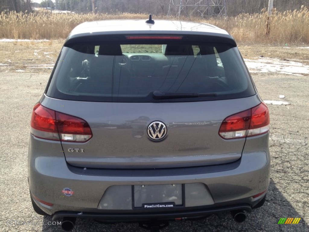 2011 GTI 2 Door - Carbon Steel Gray Metallic / Titan Black photo #15