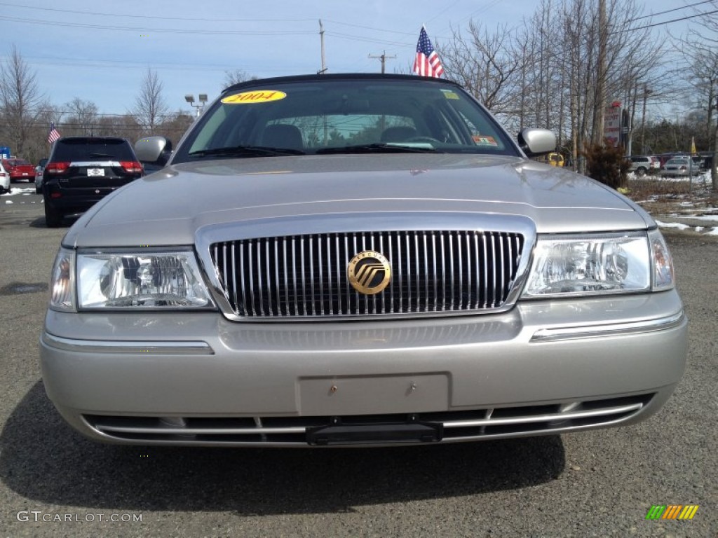 2004 Grand Marquis GS - Silver Birch Metallic / Light Flint photo #4