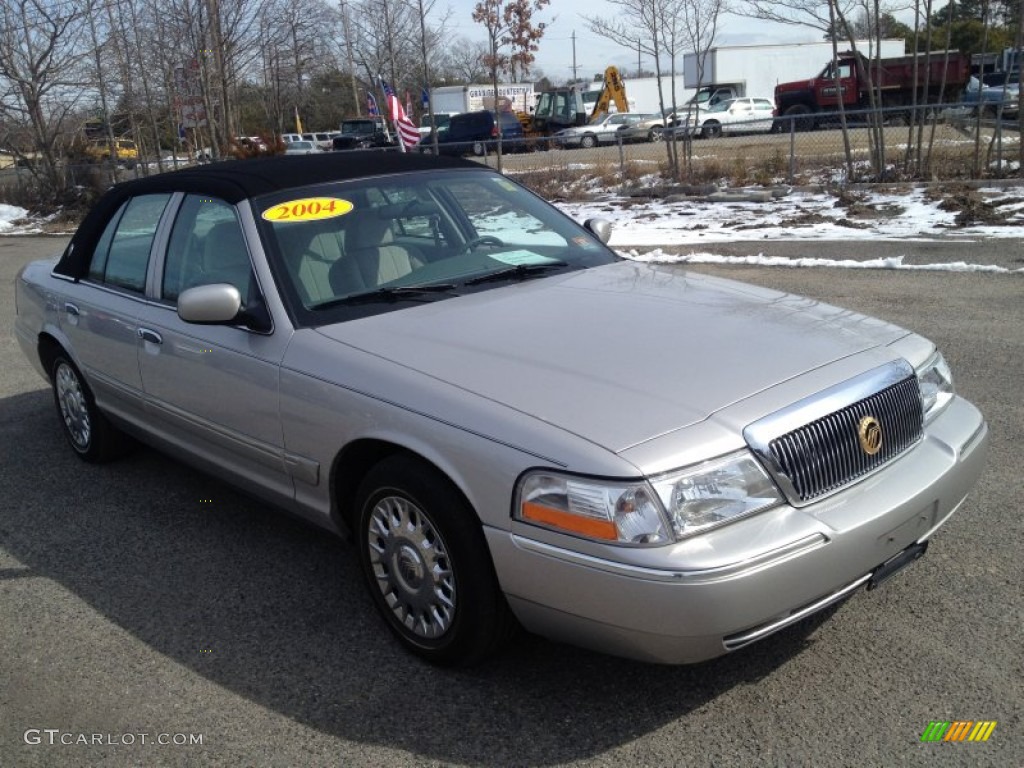 2004 Grand Marquis GS - Silver Birch Metallic / Light Flint photo #5