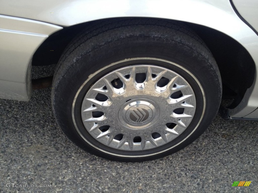 2004 Grand Marquis GS - Silver Birch Metallic / Light Flint photo #7