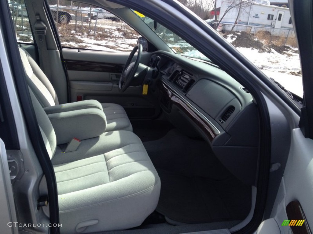 2004 Grand Marquis GS - Silver Birch Metallic / Light Flint photo #11