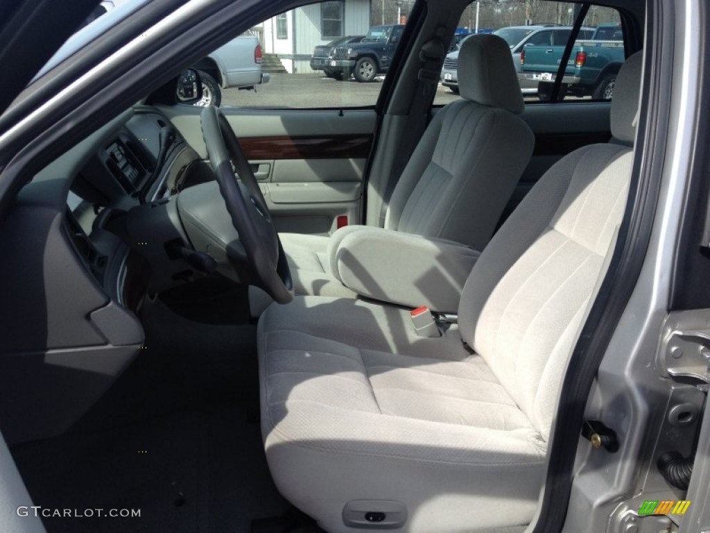 2004 Grand Marquis GS - Silver Birch Metallic / Light Flint photo #24