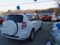 Super White - RAV4 4WD Photo No. 5