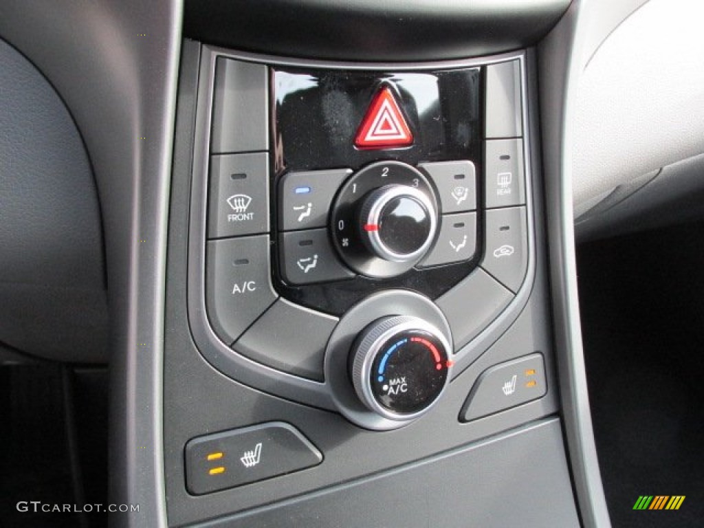2014 Elantra SE Sedan - Red / Gray photo #11