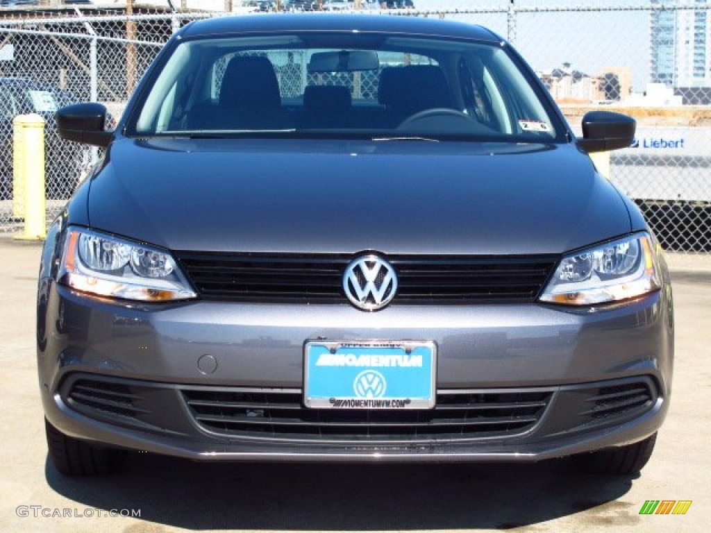 2014 Jetta S Sedan - Platinum Gray Metallic / Titan Black photo #2