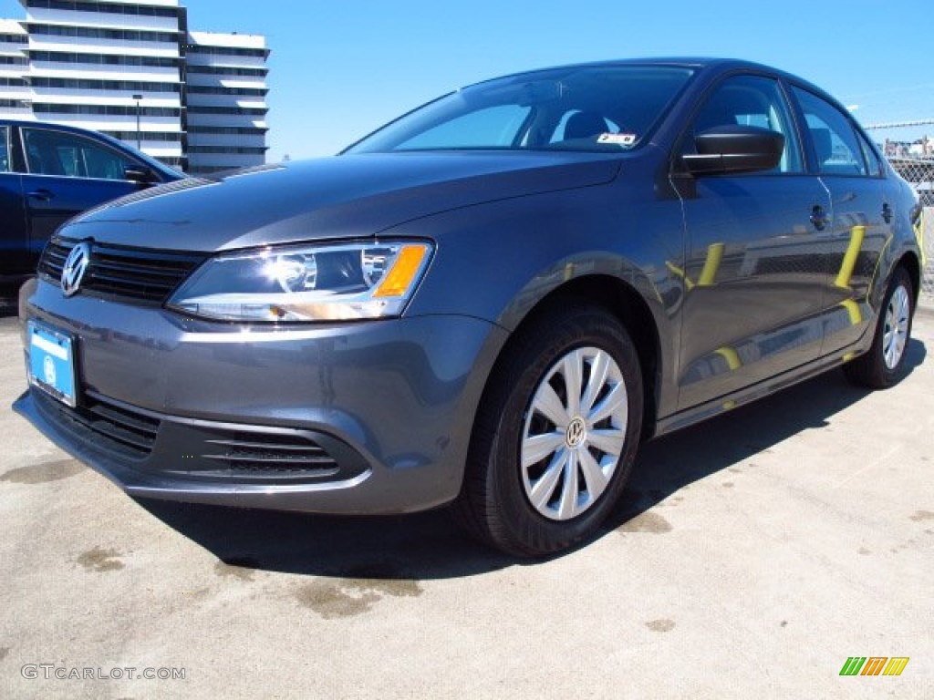 2014 Jetta S Sedan - Platinum Gray Metallic / Titan Black photo #3