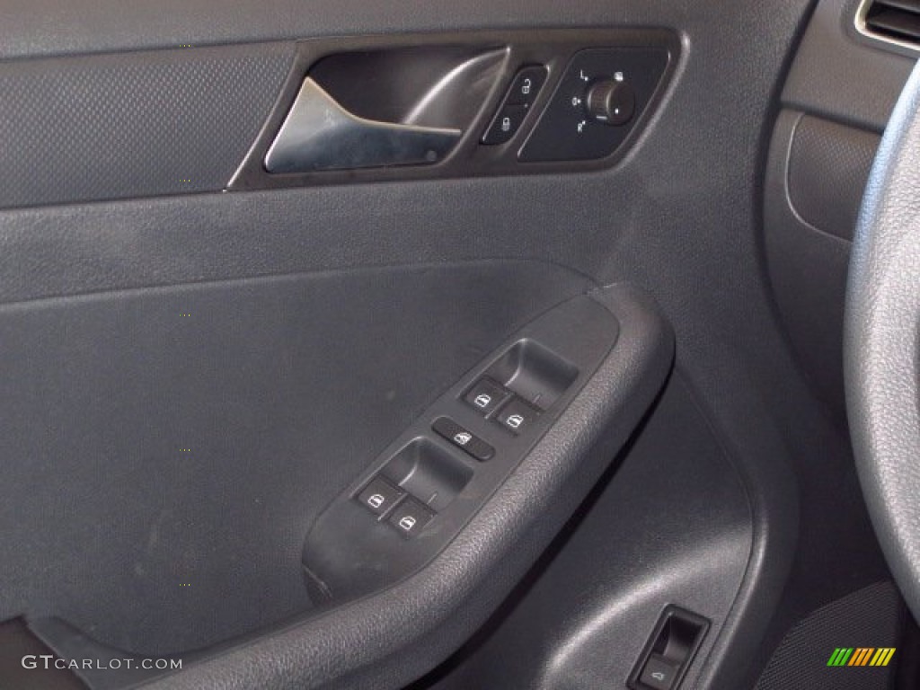 2014 Jetta S Sedan - Platinum Gray Metallic / Titan Black photo #14