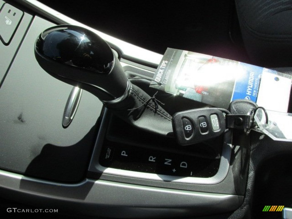 2014 Elantra SE Sedan - Silver / Gray photo #11