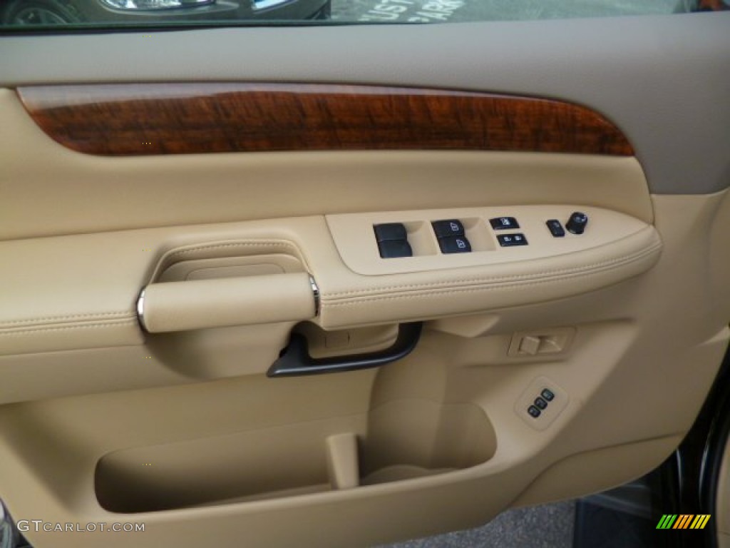 2014 Nissan Armada Platinum 4x4 Almond Door Panel Photo #91208479